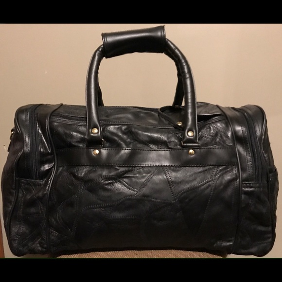 LEATHER DUFFLE BAG. - Picture 2 of 8