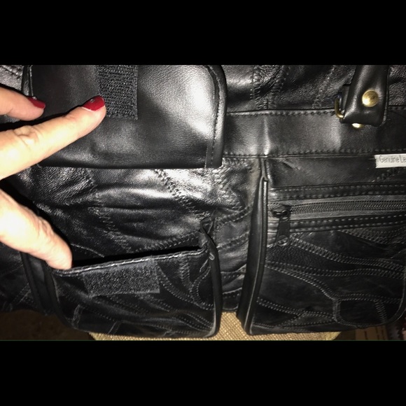 LEATHER DUFFLE BAG. - Picture 5 of 8