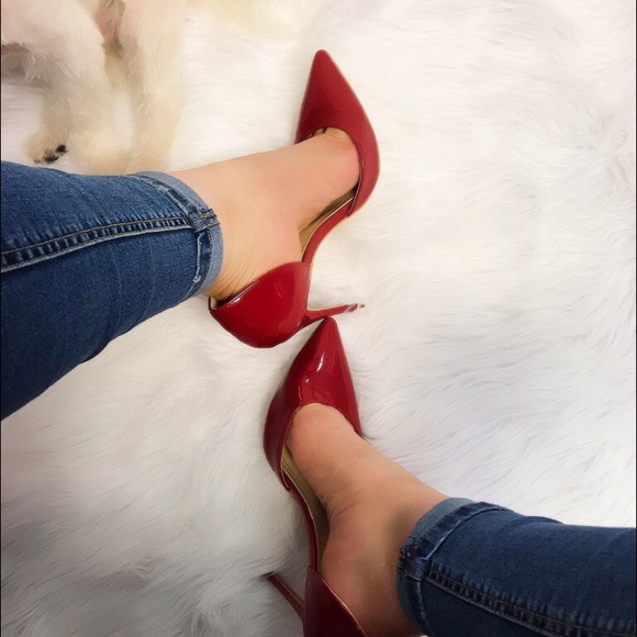 🎉New So Fine Classy Fire Red Heels - Picture 6 of 8