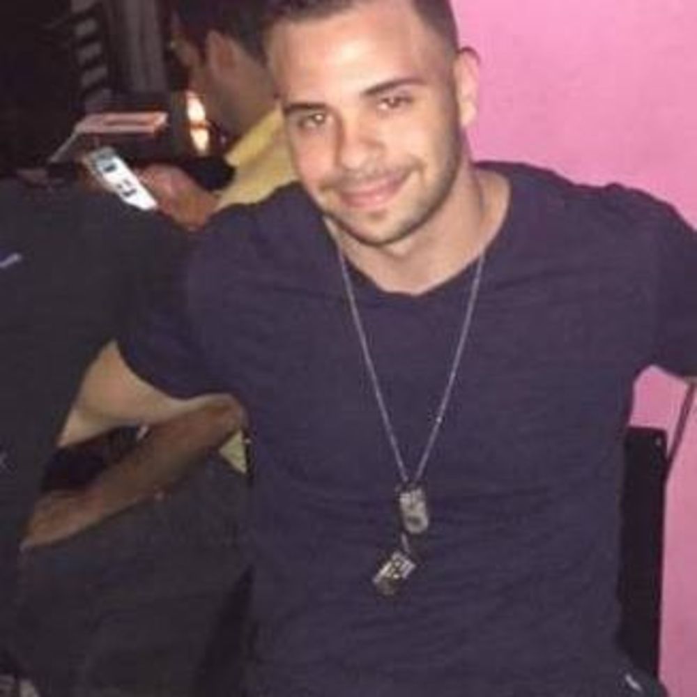 Meet your Posher, Emil