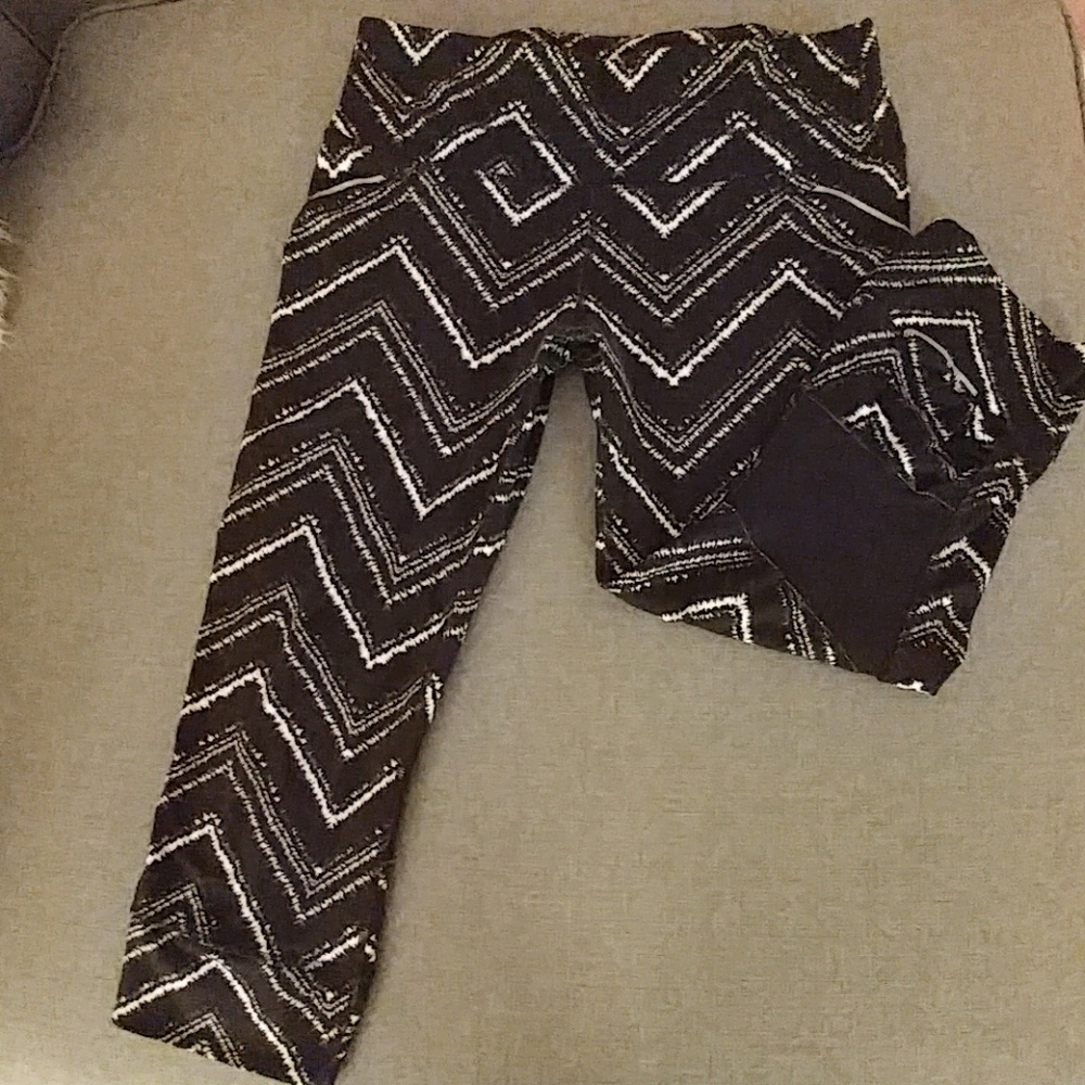 Athleta Crop Leggings