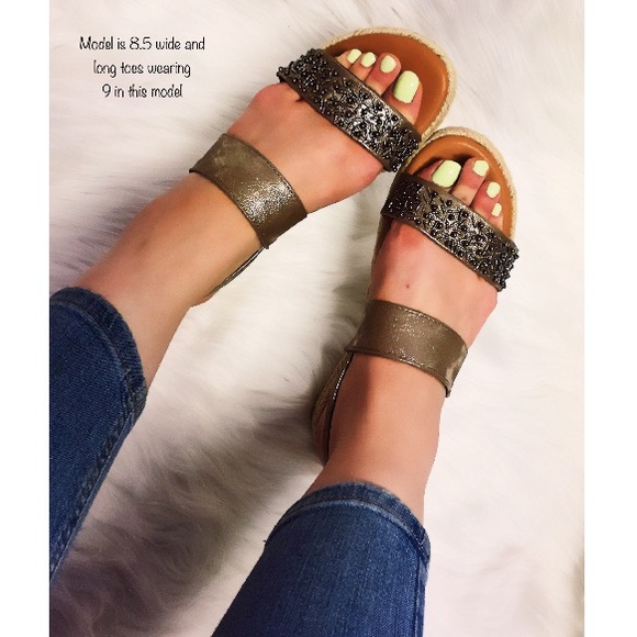 ⬇️🎉New Champagne Super Comfortable Sandals - Picture 6 of 8