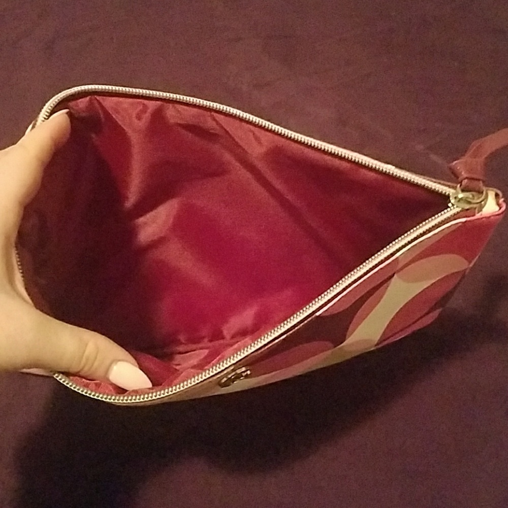 IPad case - Picture 2 of 2