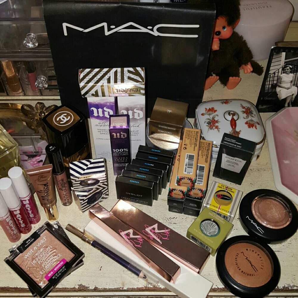 Panda Landa Cosmetics :-)