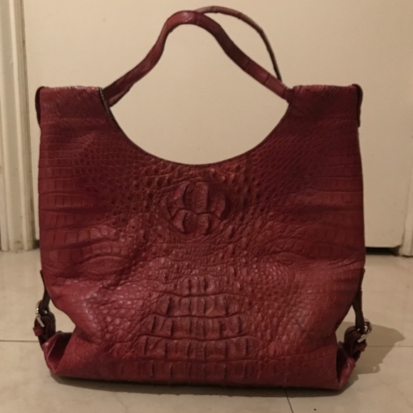 Red crocodile purse - Picture 1 of 7