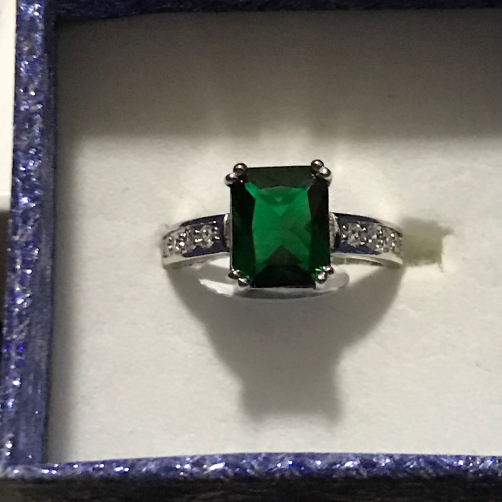 Emerald and cz ring