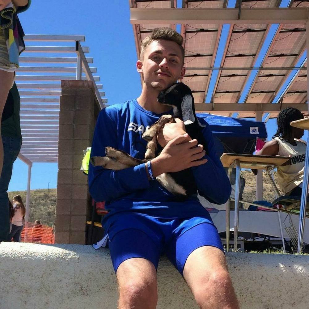 Meet your Posher, Hunter