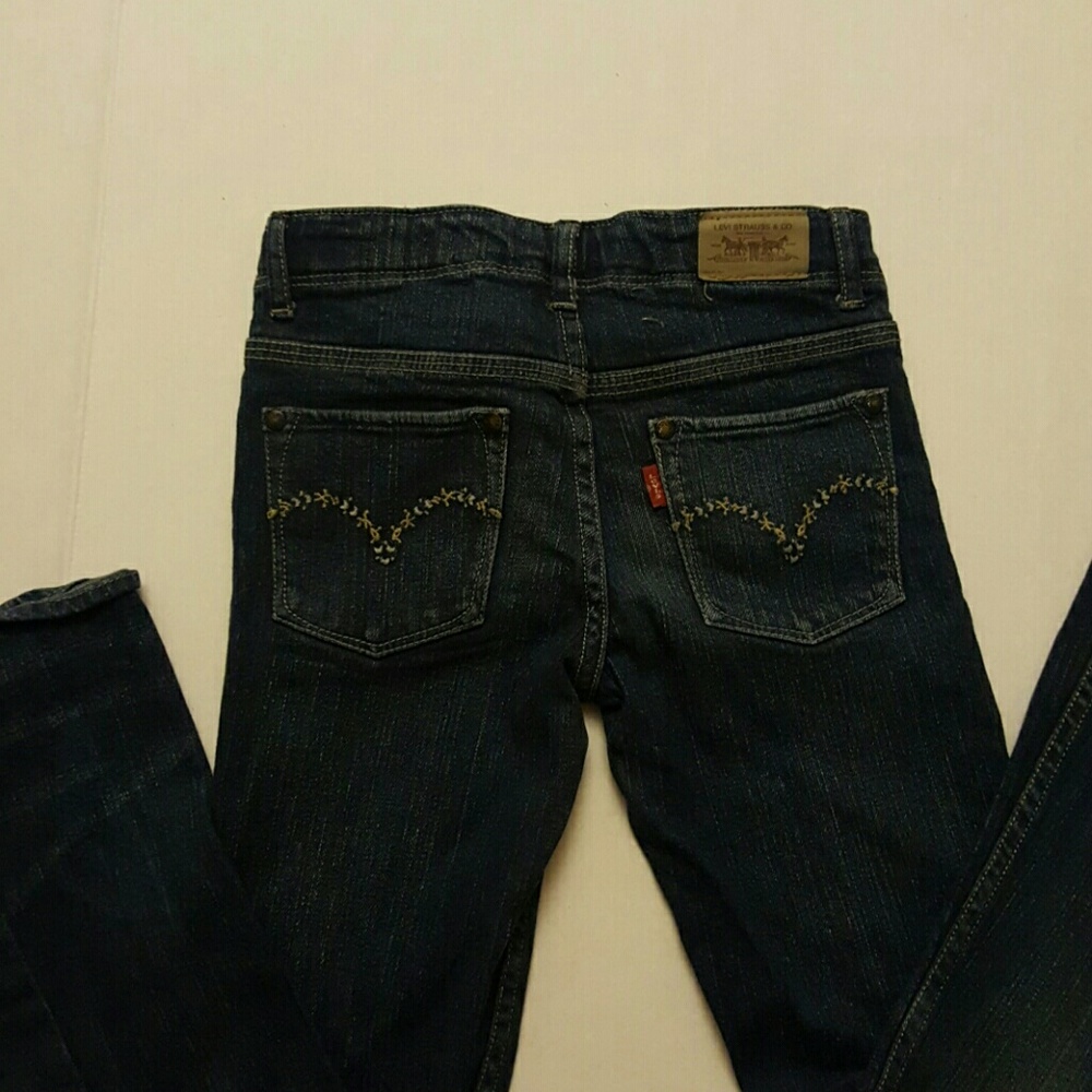 Levis - Picture 2 of 2