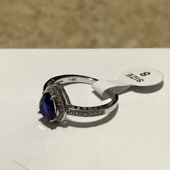 Blue sapphire and cz accents white gold ring - Picture 2 of 5