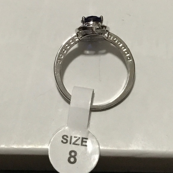 Blue sapphire and cz accents white gold ring - Picture 3 of 5