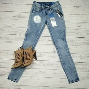 Rue21 YMI Soft Skinny Jeans Size 3