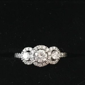 14k White Gold Diamond Engagement Ring