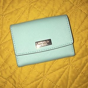 ❌SOLD❌ Kate Spade Laurel Way Holly Cardholder
