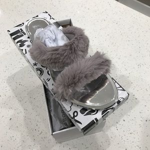 Furry gray sandals
