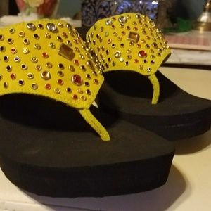 NEW "Yellow Box" Flip Flop