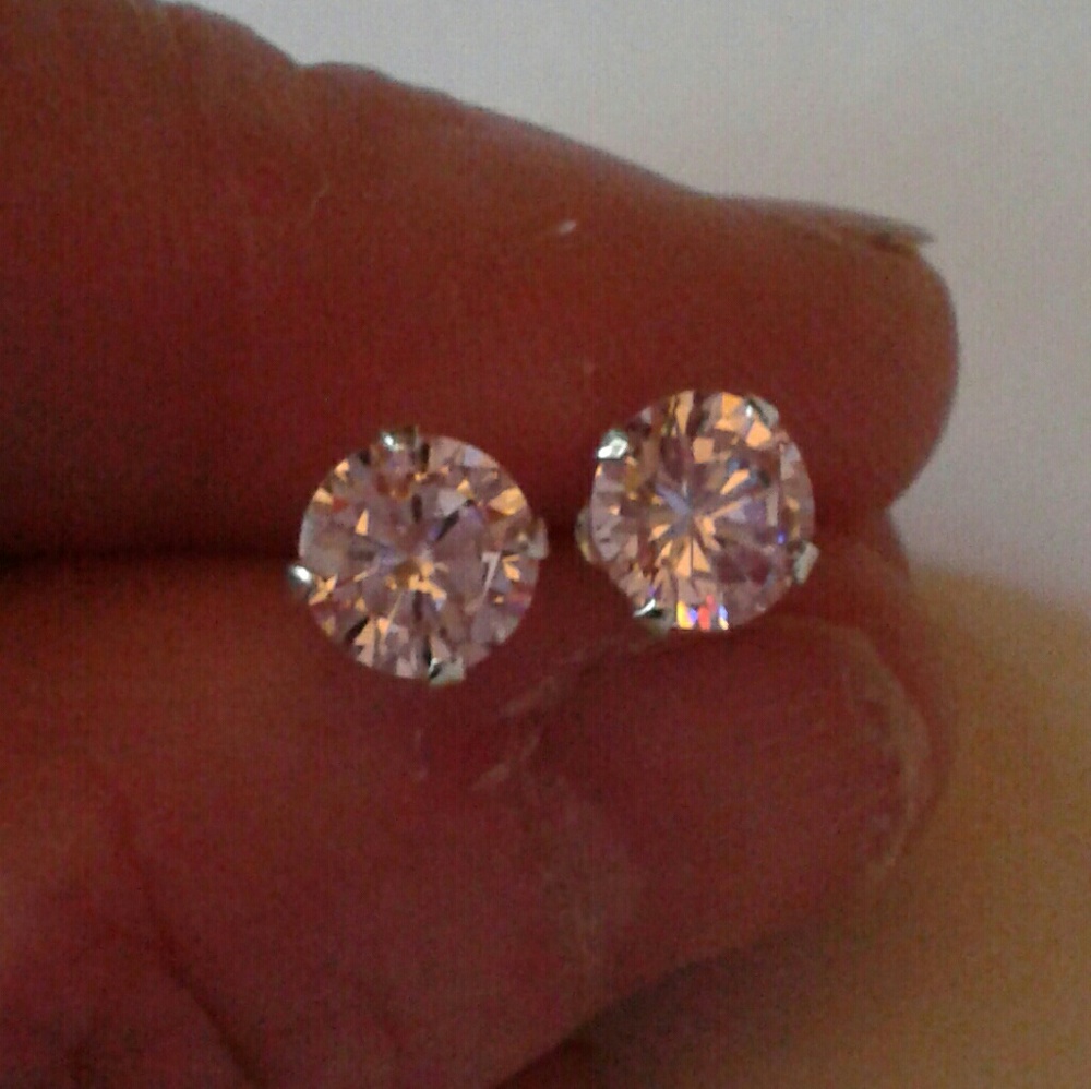 💗SALE💗 New 2ctw Pink Crystal Solid 925S Stud Er