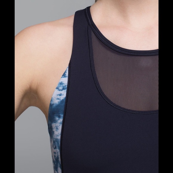 Lululemon Mesh With Me Tank Naval Blue - Picture 4 of 6