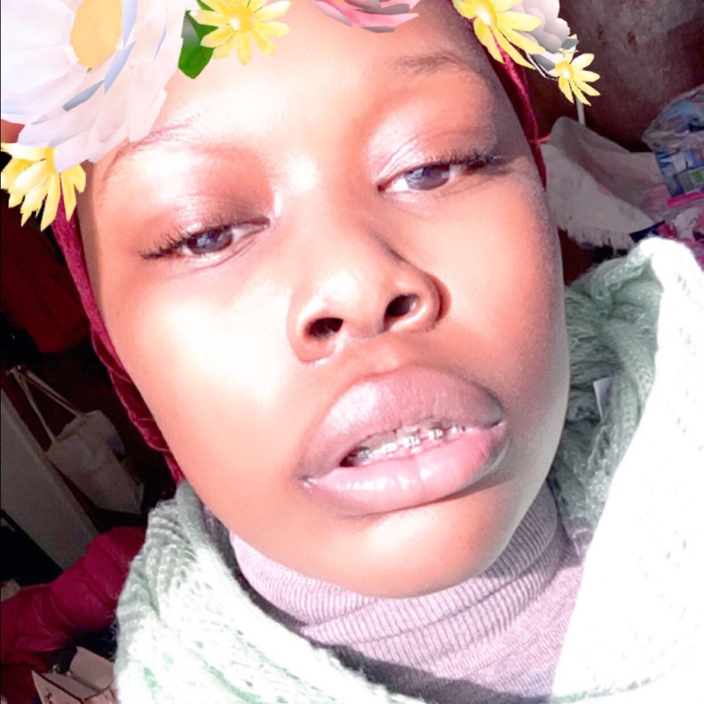 Meet your Posher, Aissatou