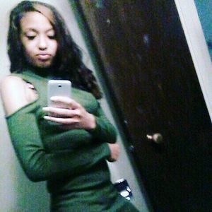 Meet your Posher, Dameka