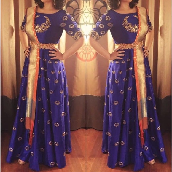 Royal Designer wear pure Raw Silk long gown - Picture 3 of 5