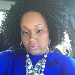 Meet your Posher, Denise