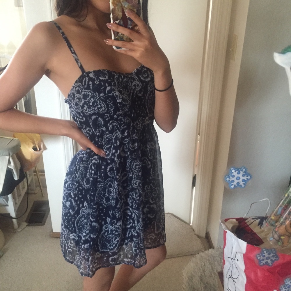 BRAND NEW A&F floral sundress
