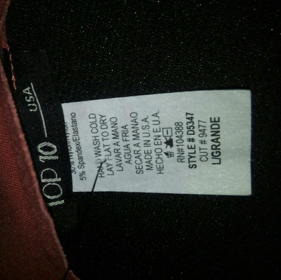 Scalloped Bodycon Dress - Picture 4 of 4