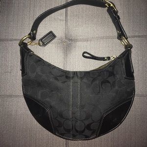 Black coach hobo