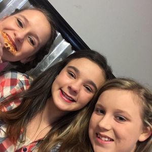 Meet your Posher, Addison