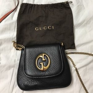 Gucci small crossbady bag