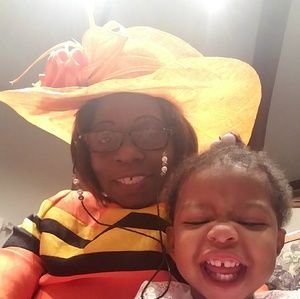 Meet your Posher, Nellie