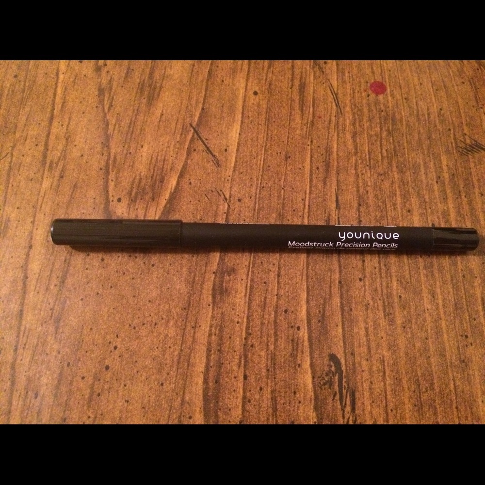 Younique Eye Liner Perfect/Black
