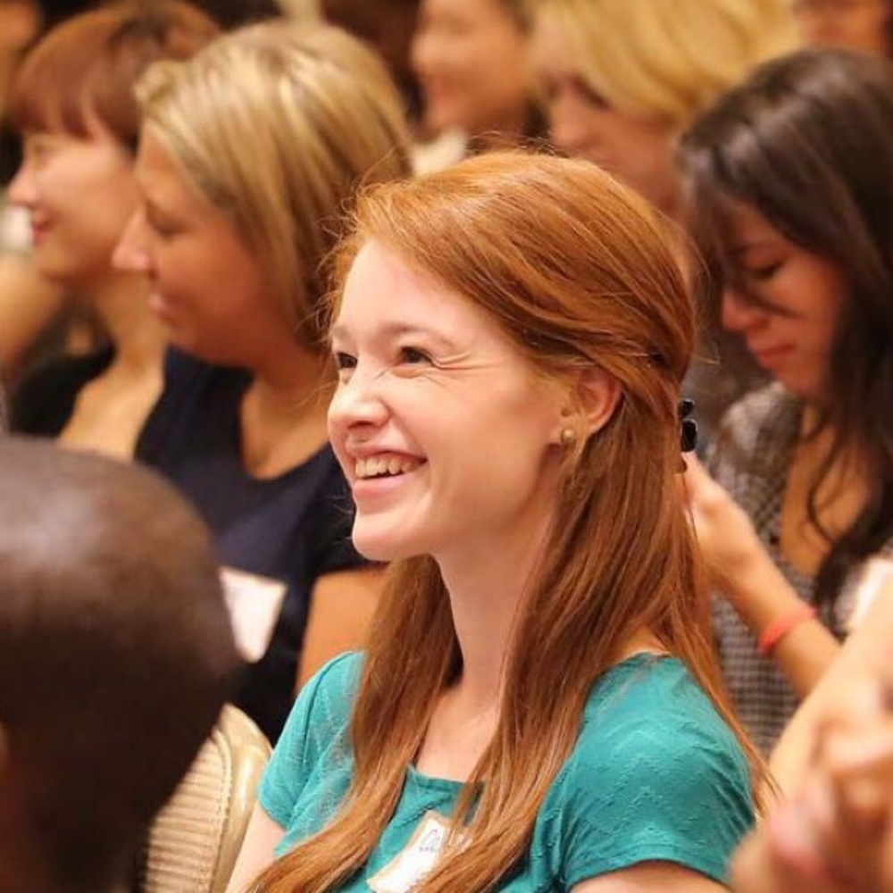 Meet your Posher, Caitlin