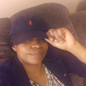 Meet your Posher, Elaina