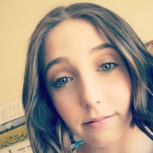 Meet your Posher, Kylie