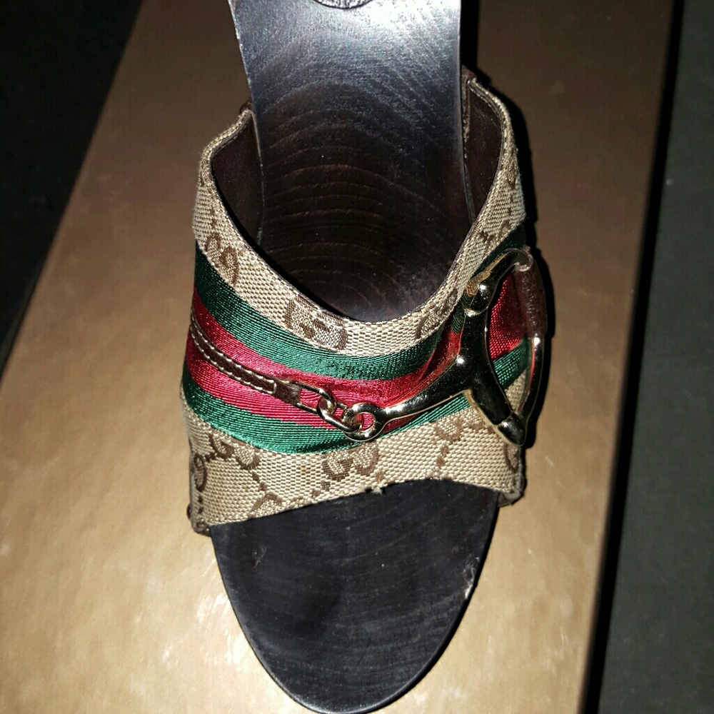 Gucci Original Signature Wooden Heels - Picture 1 of 2