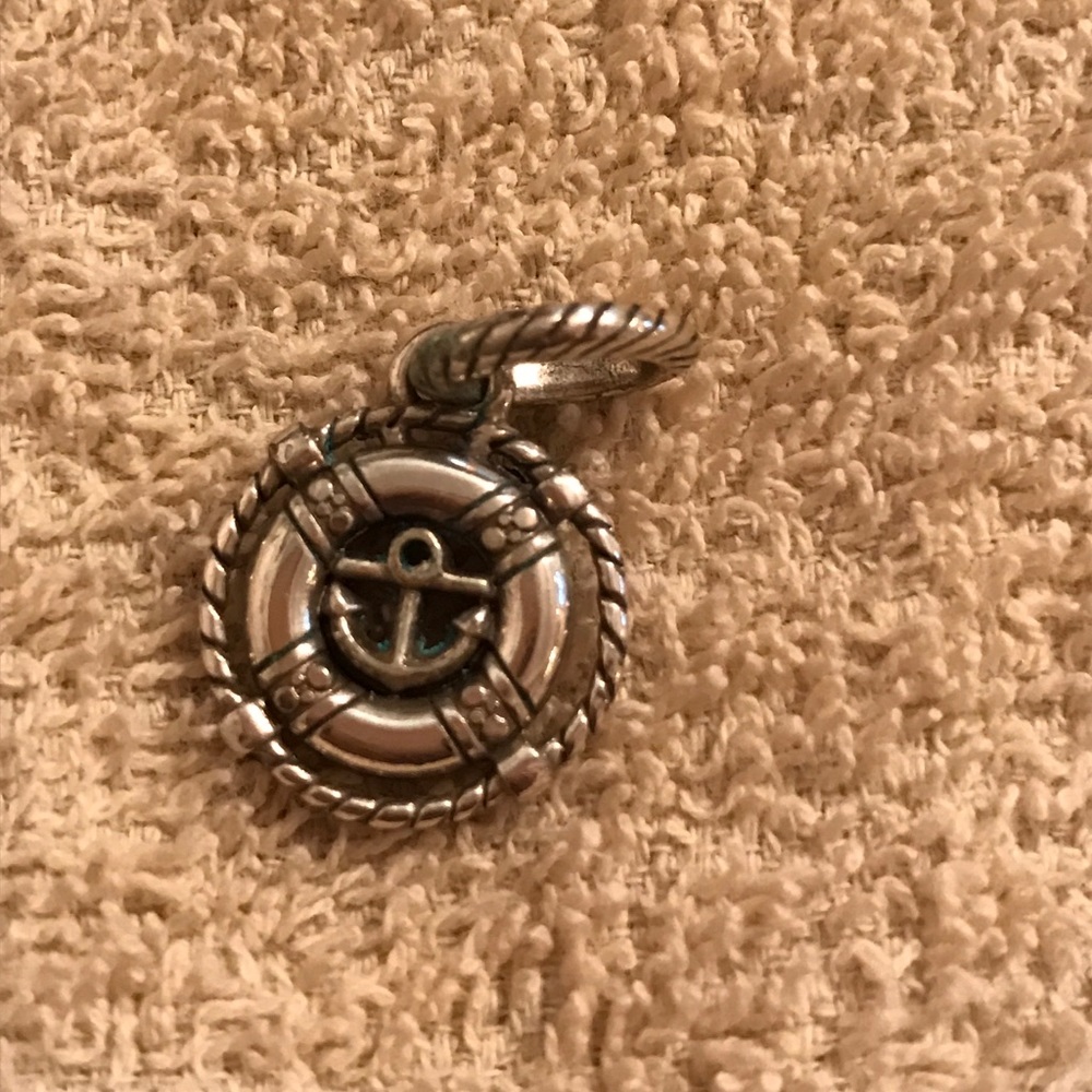 Brighton anchor charm