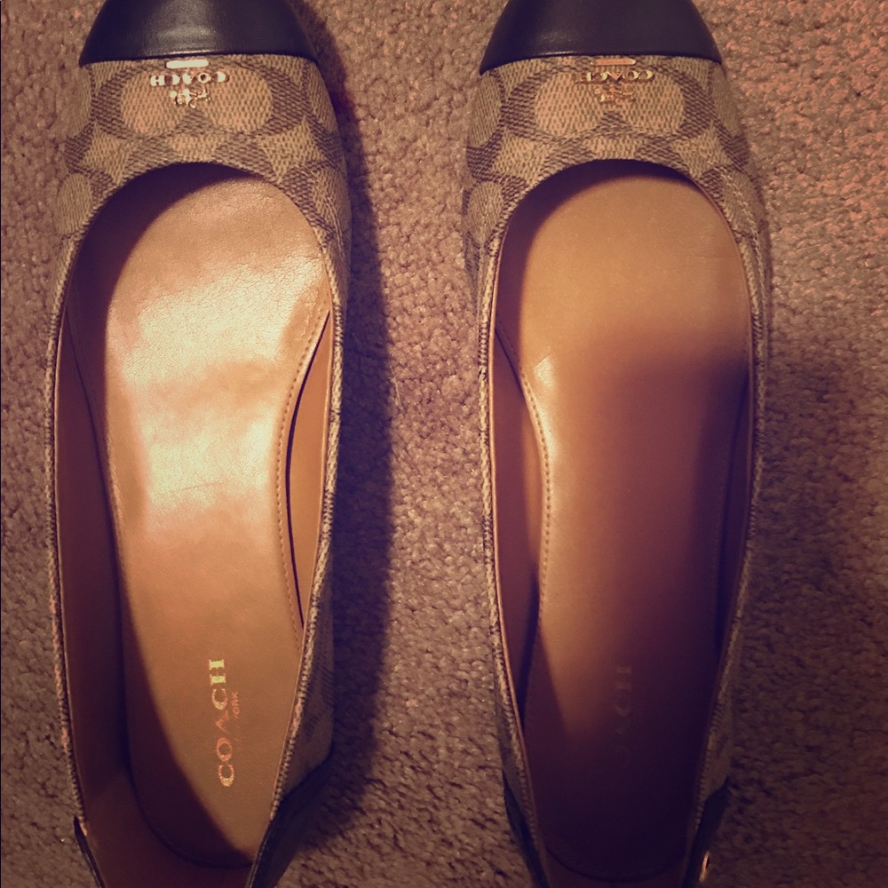 Coach flats size 10