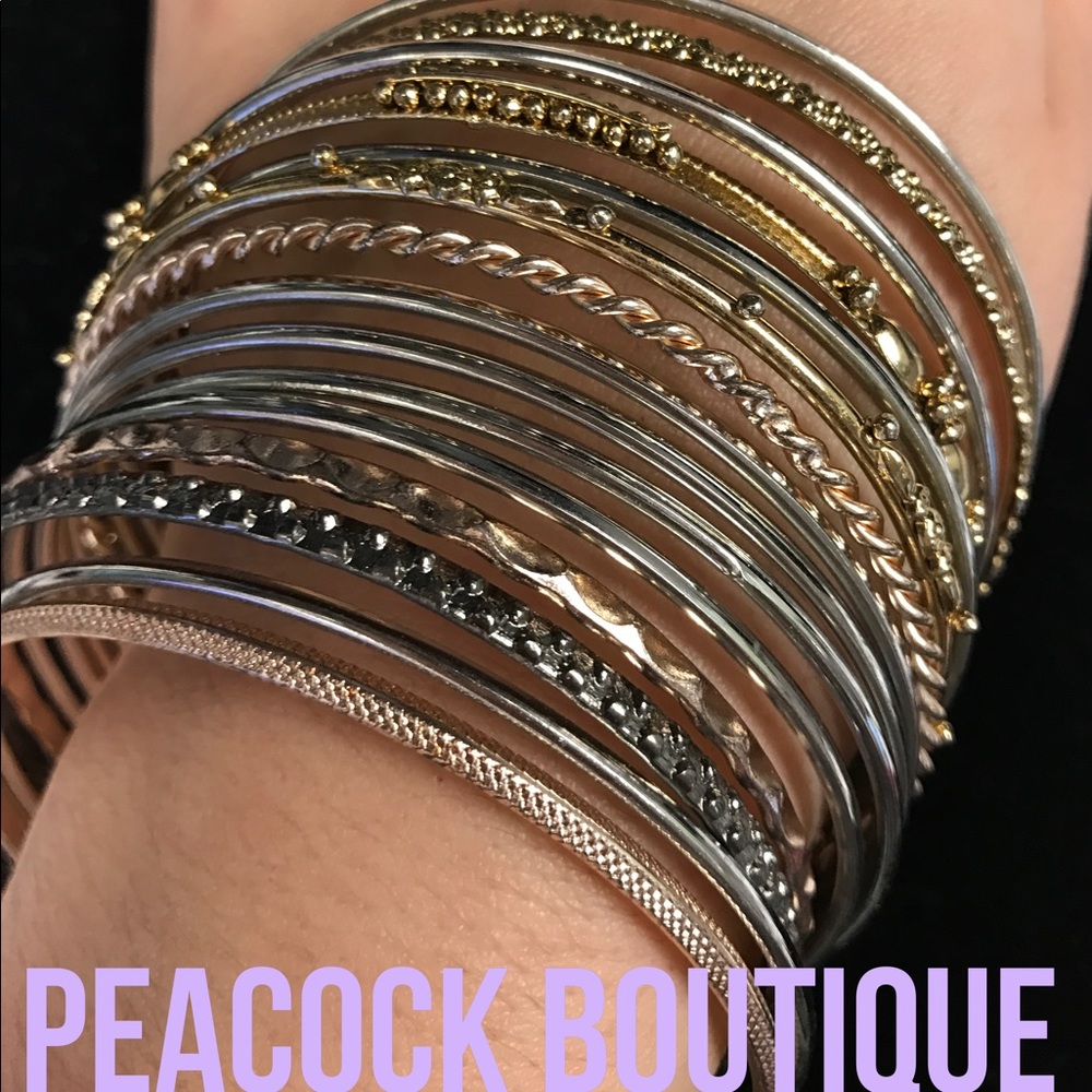 LAST 1‼️ 19 Mixed Metal Bangle Set FREE RING SET