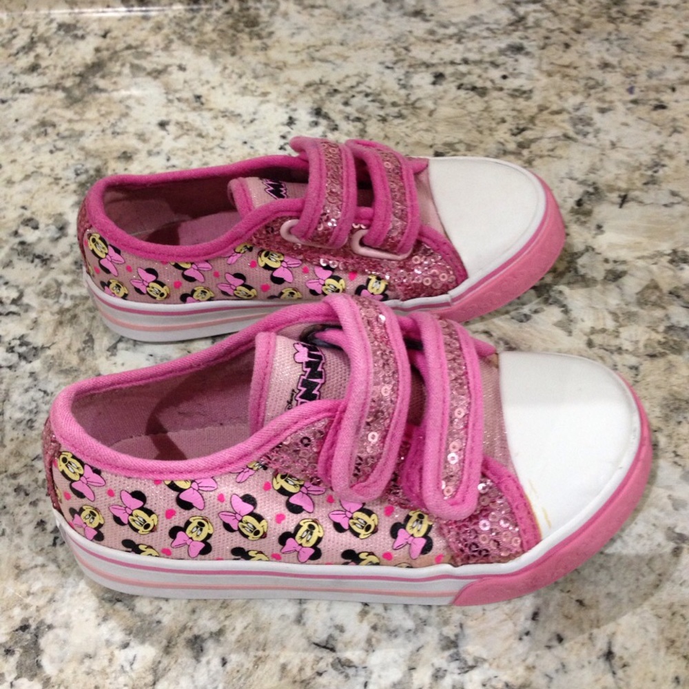 ⛔️REDUCED⛔️ Disney Minnie Mouse Sneakers