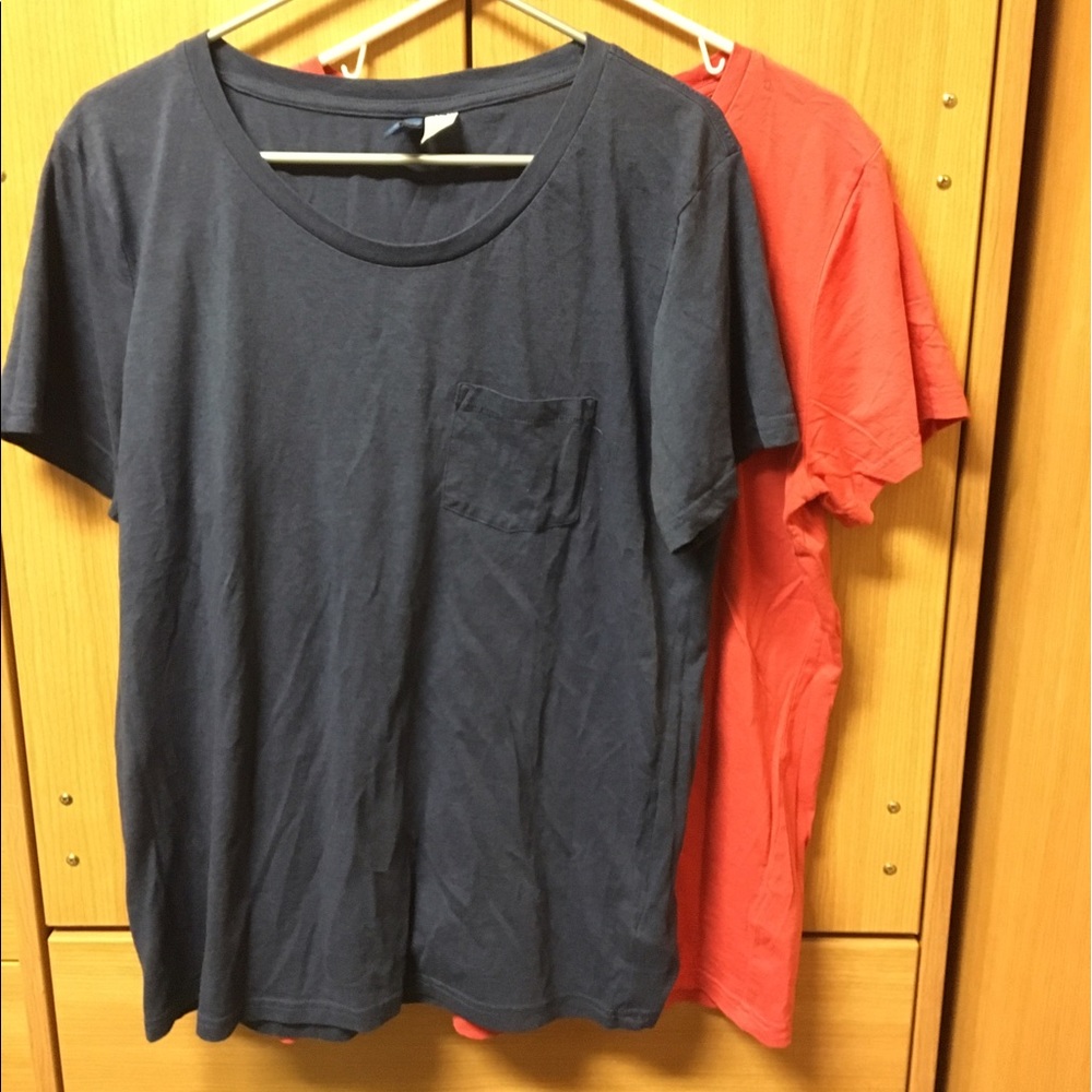 Two Men's Divided by H&M Scoop Neck Pocket Tees