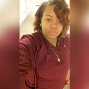 Meet your Posher, Kelley