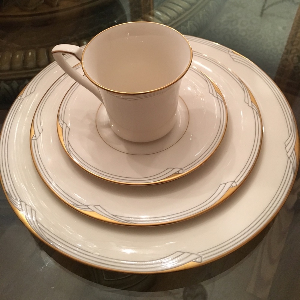 Fine china vintage. Noritake Golden Cove 1990