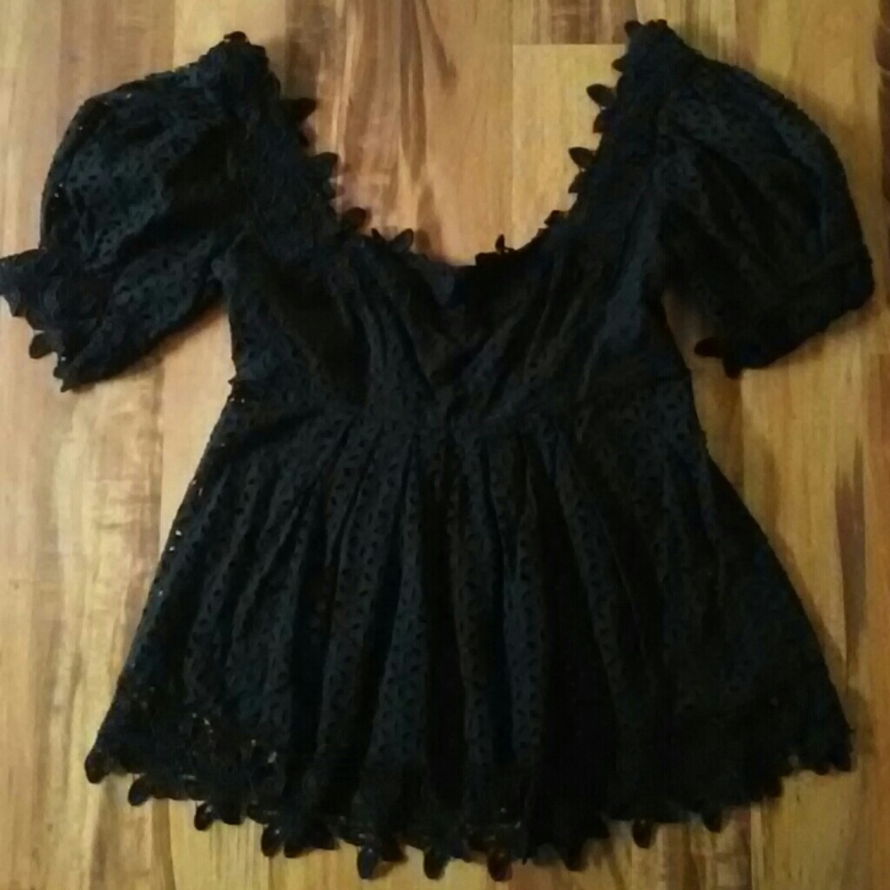 Moda international top