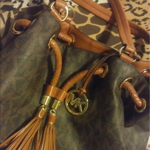 Michael khors purse