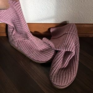 UGG - Pink Sweater Boots