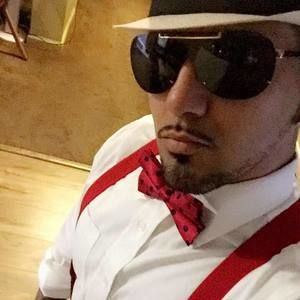 Meet your Posher, Roberto