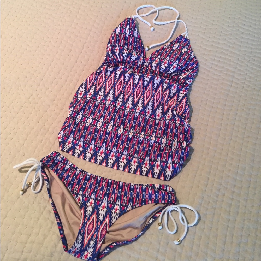 A Pea in the Pod Maternity Tankini Swimsuit