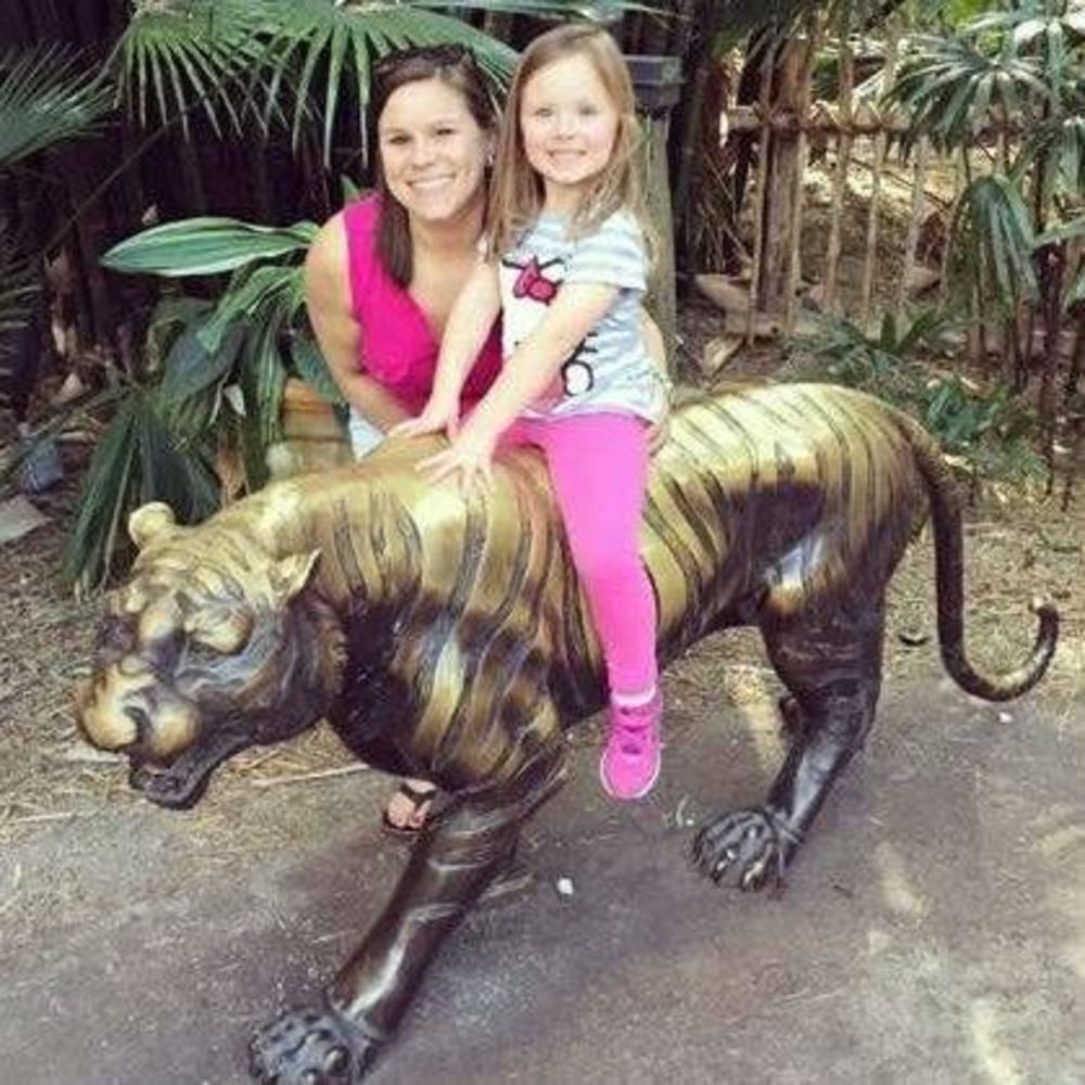 Meet your Posher, Megan