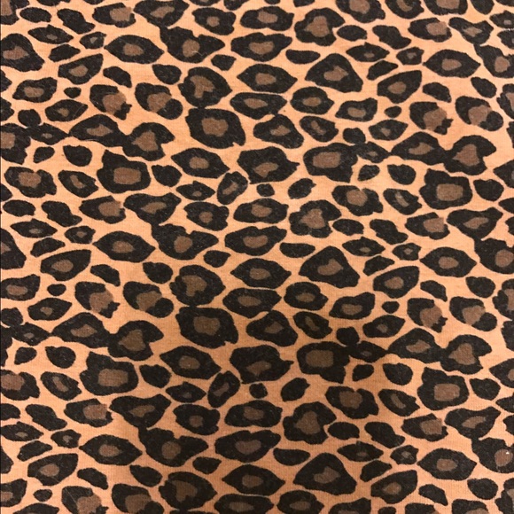 Leopard print Bodycon mini skirt - Picture 2 of 3